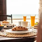 فيلة La Casa De La Playa *